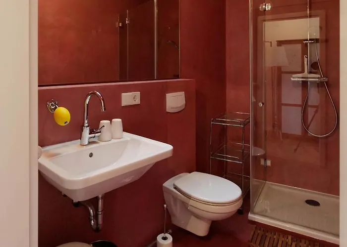 ゲストハウス Gaestehaus Susanne Pfaffmann ランダウ・イン・デア・プファルツ