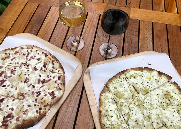 Gaestehaus Susanne Pfaffmann 招待所 朗道因德普法尔茨